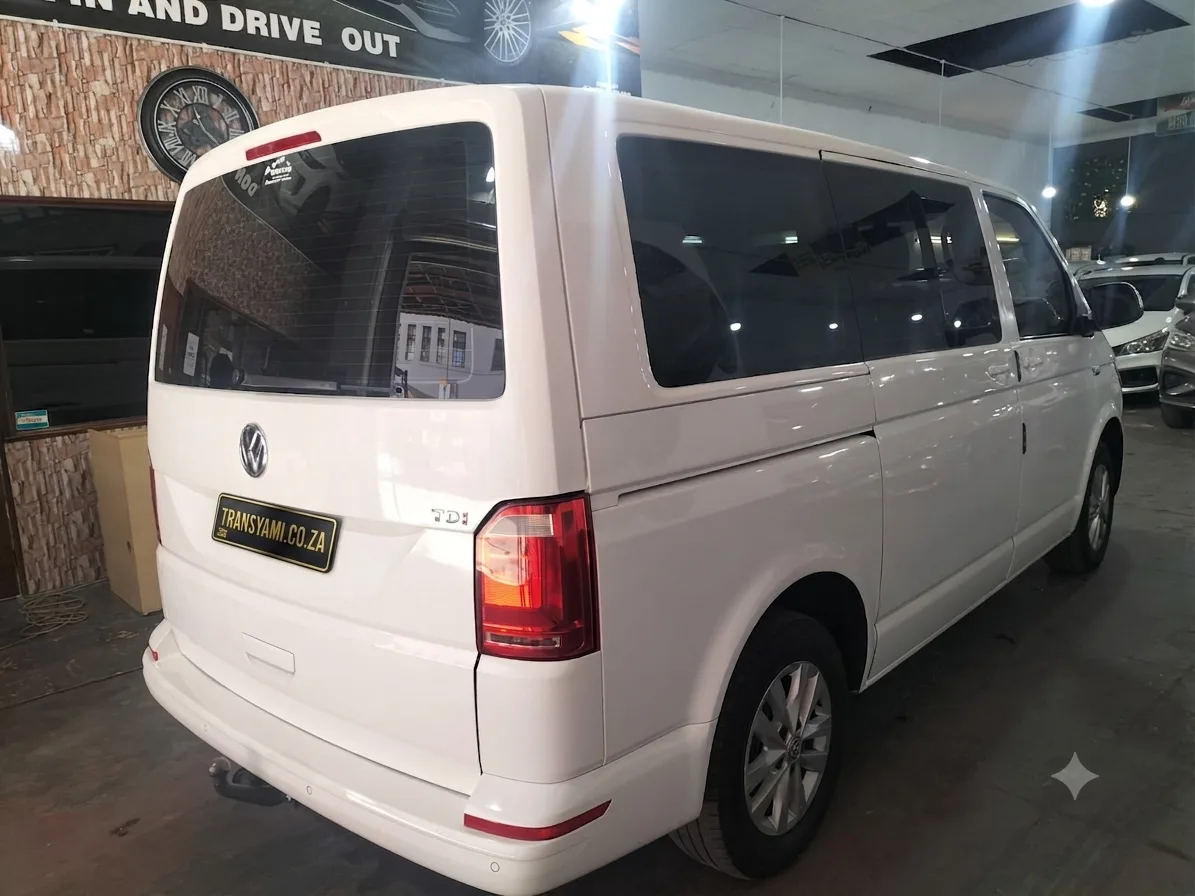 2016 Volkswagen 2016 Volkswagen Transporter 2.0 TDI DSG photo 3