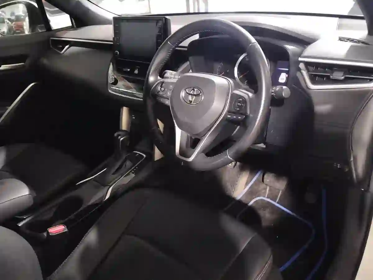2025 Toyota 2025 TOYOTA COROLLA CROSS 1.8 XS photo 9