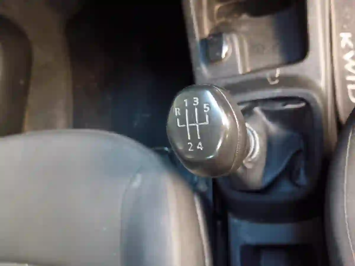 2019 Renault 2019 RENAULT KWID 1.0 photo 8