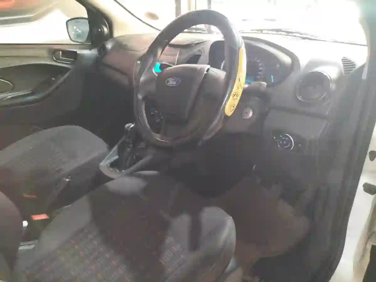 2018 Ford 2018 FORD FIGO 1.5 photo 6